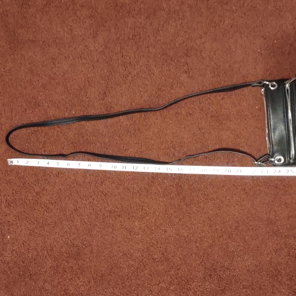Crossbody leather looking purse. - Picture 8 of 9